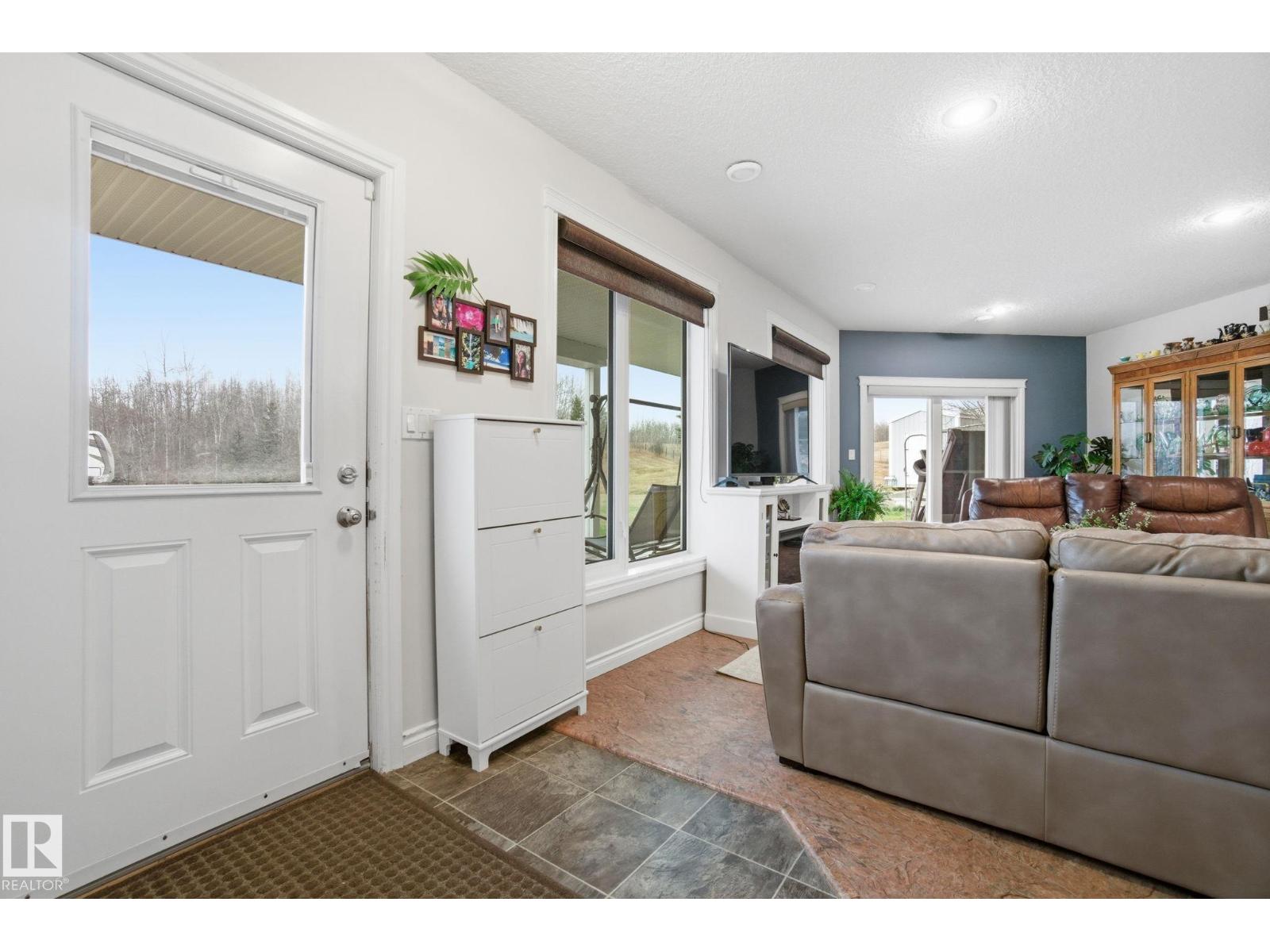 2012 PARKLAND DR, Rural Parkland County