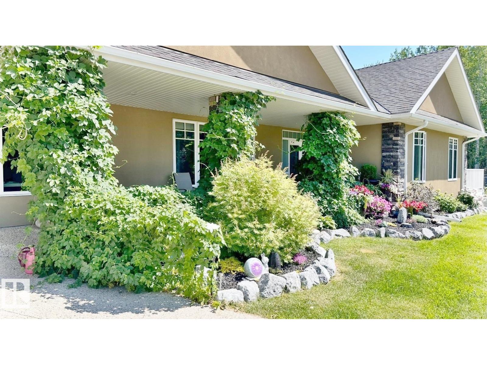 2012 PARKLAND DR, Rural Parkland County