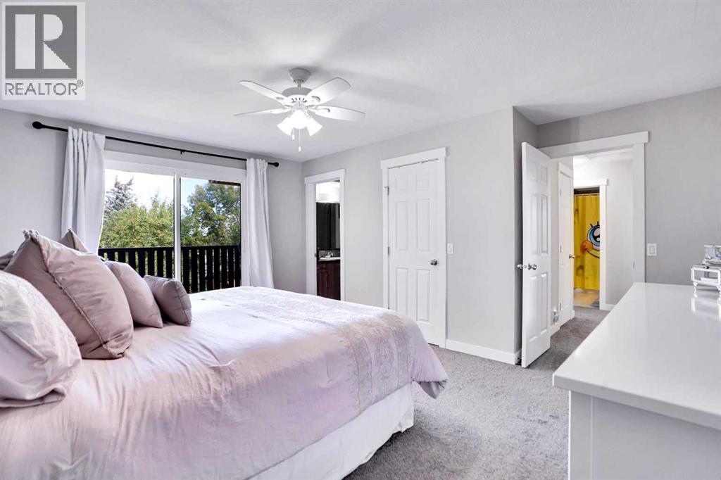 Single Family House for Sale in  Castlebury Way NE Castleridge Calgary 