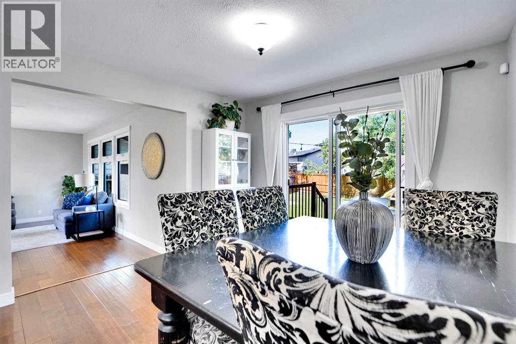 Single Family House for Sale in  Castlebury Way NE Castleridge Calgary 