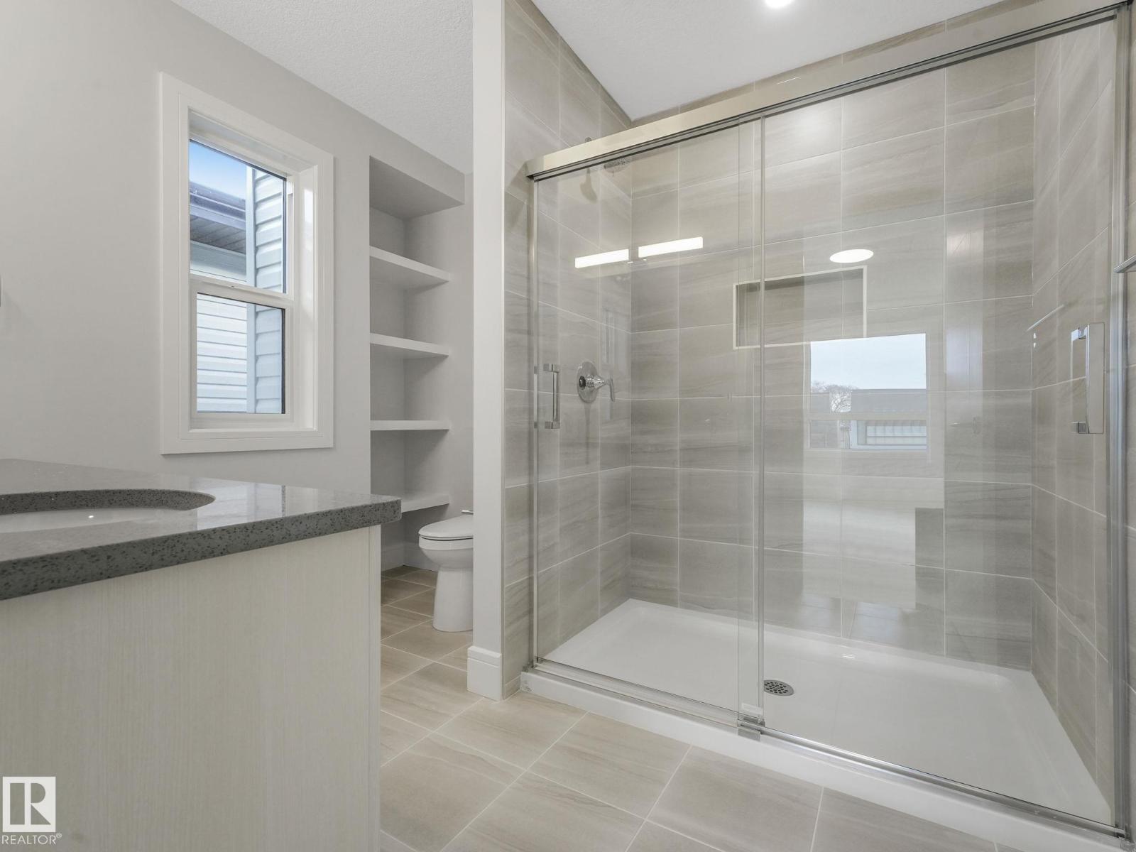 Single Family House for Sale in   ST NW Edmonton 