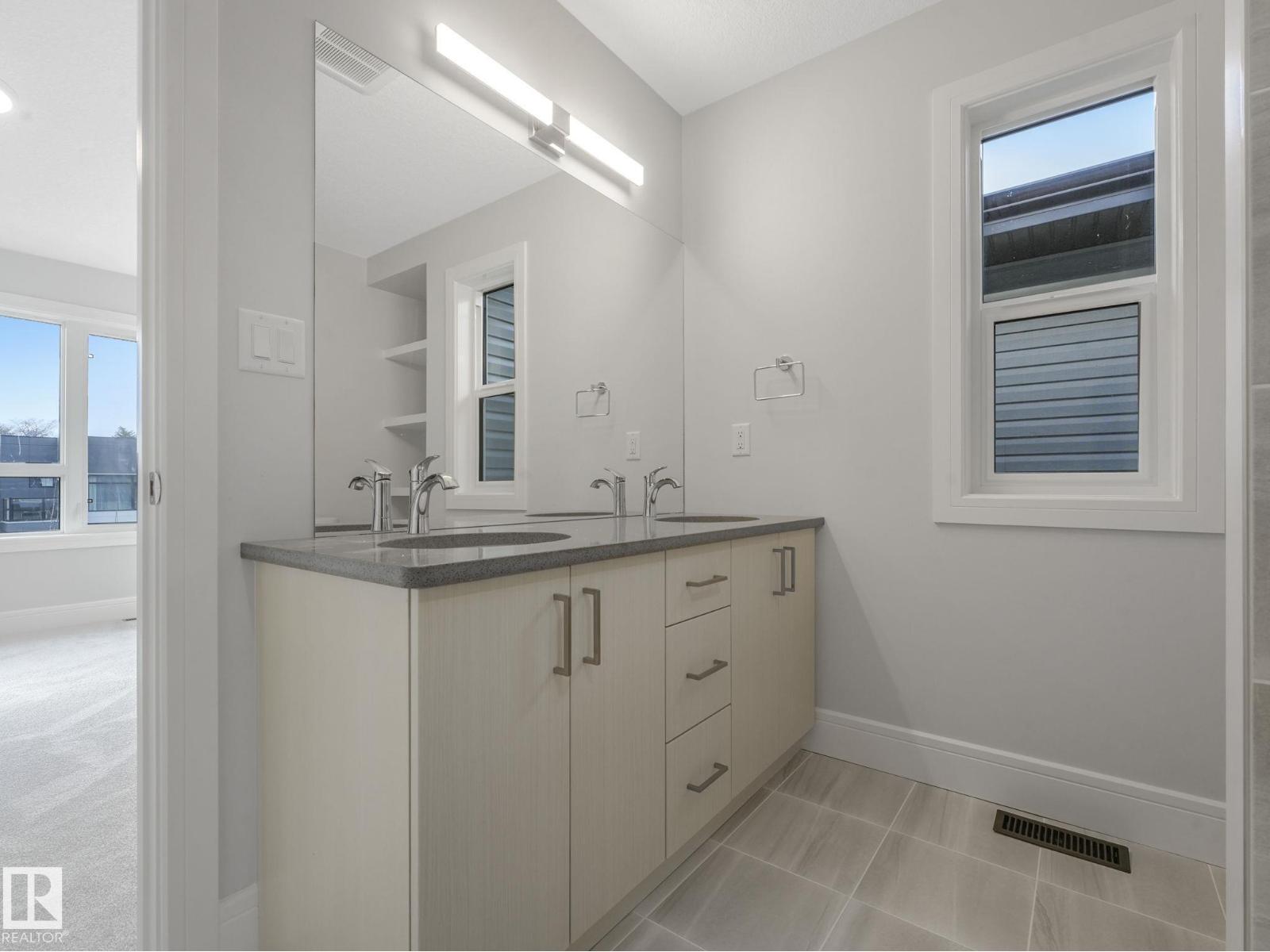 Single Family House for Sale in   ST NW Edmonton 