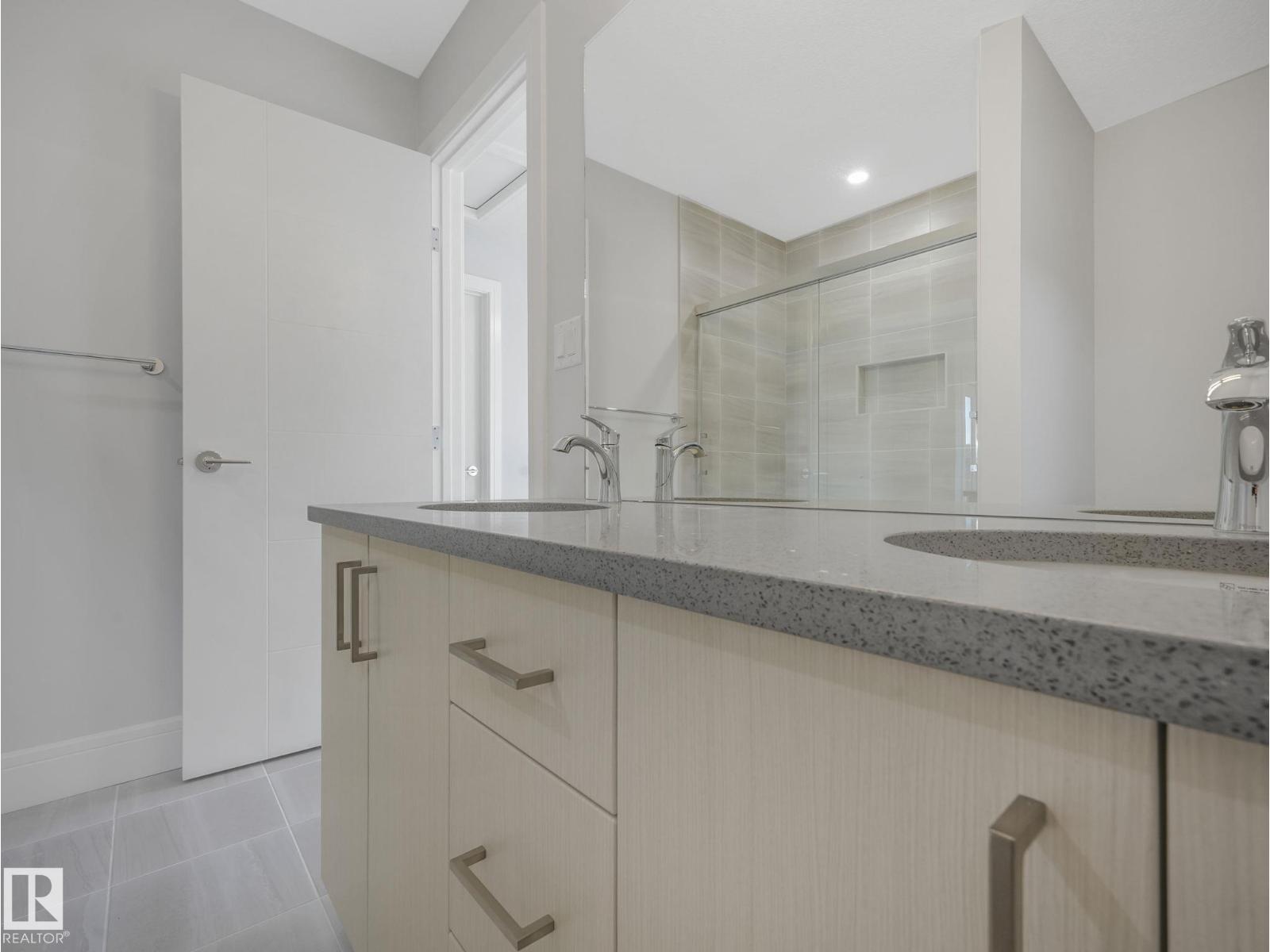 Single Family House for Sale in   ST NW Edmonton 