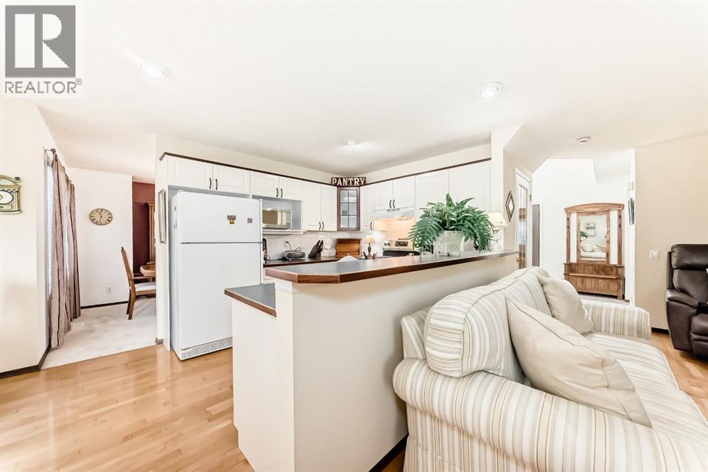 83 Gleneagles Close, Cochrane