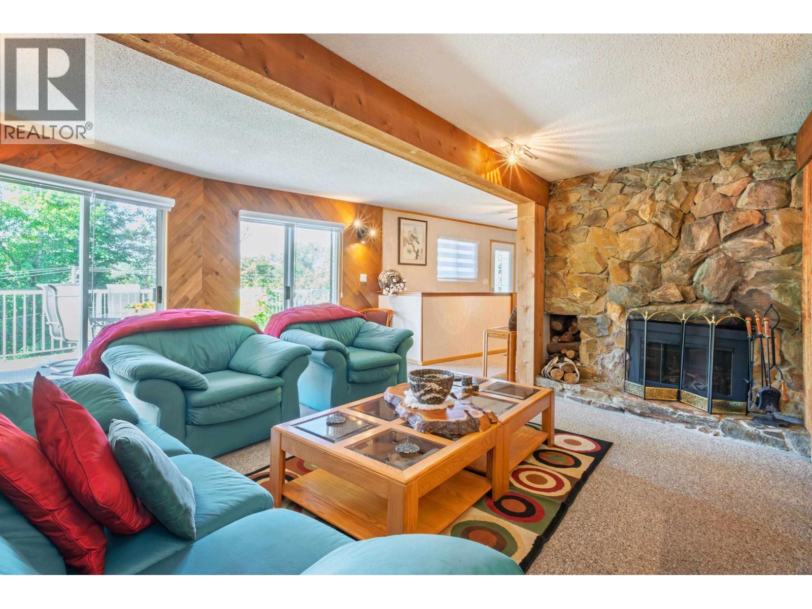 1496 MARY HILL LANE, Port Coquitlam