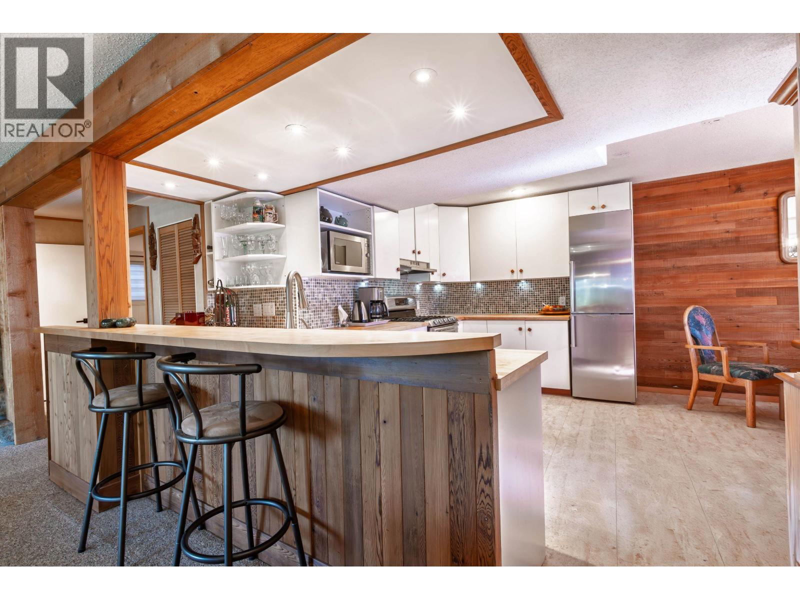 1496 MARY HILL LANE, Port Coquitlam