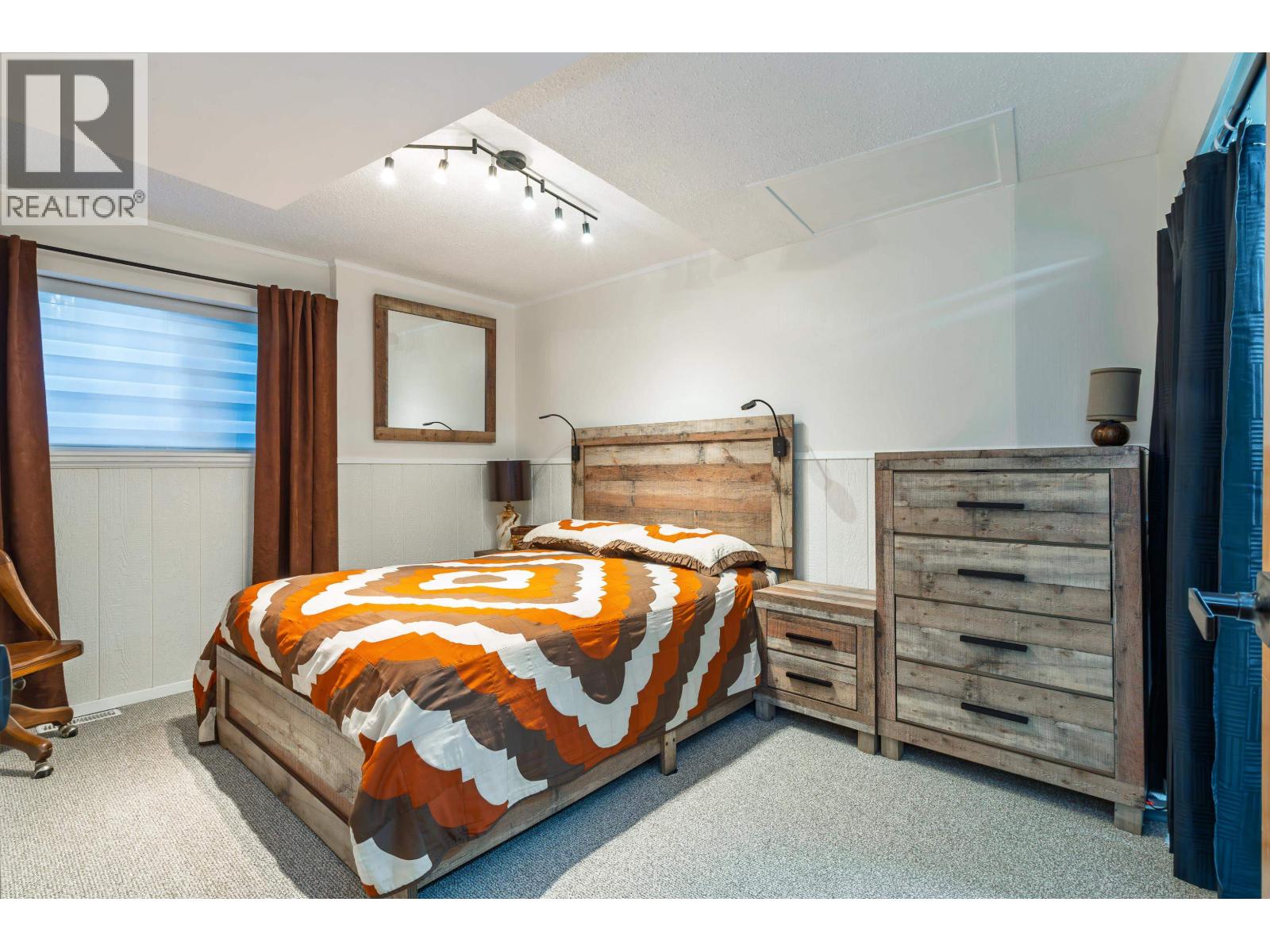 1496 MARY HILL LANE, Port Coquitlam