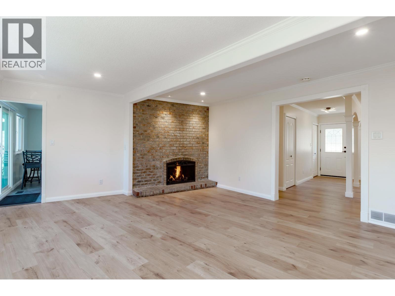 1496 MARY HILL LANE, Port Coquitlam