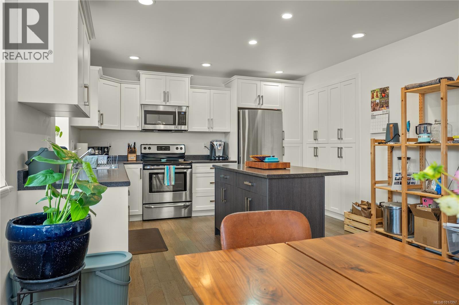 4524 Buena Vista Pl, Cowichan Bay