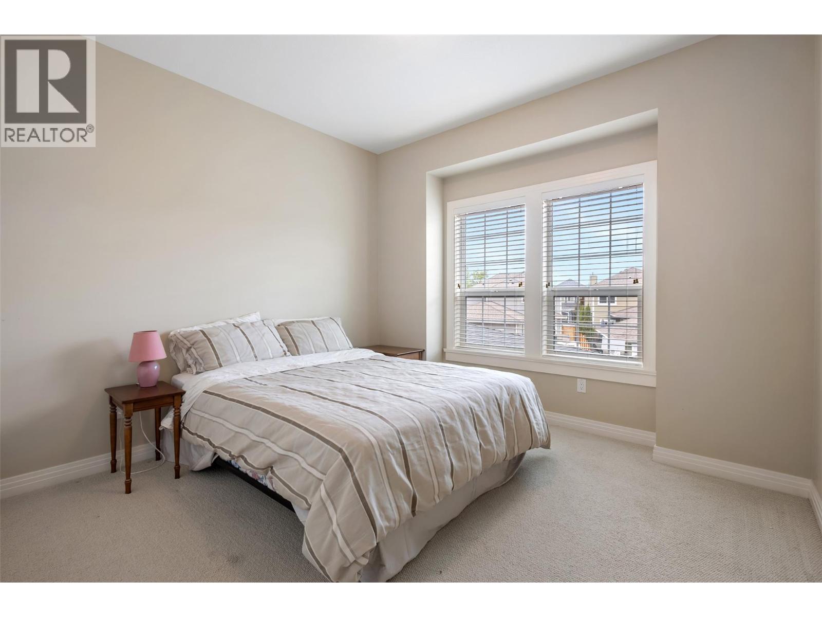 6 328 Providence Avenue, Kelowna