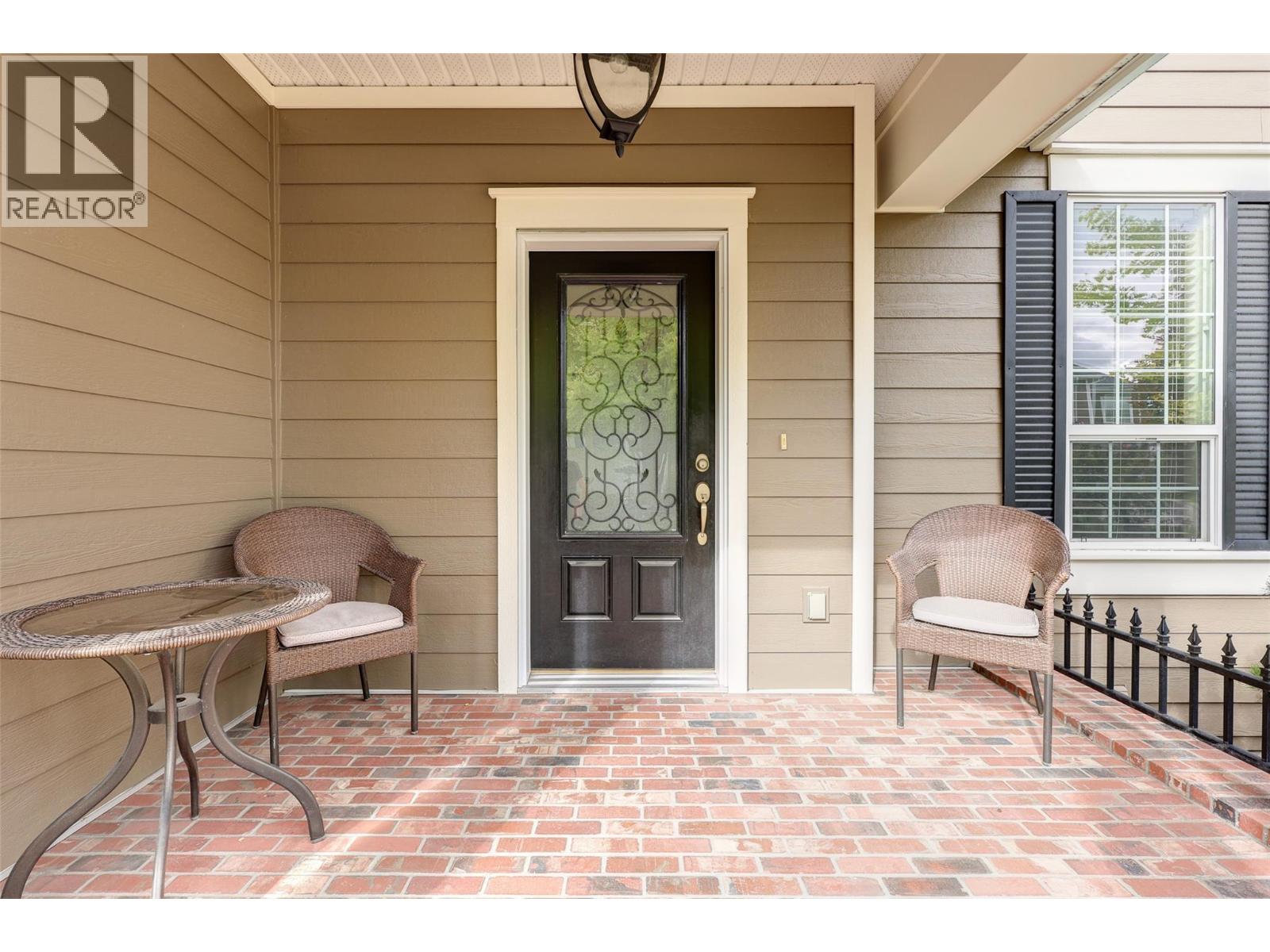 6 328 Providence Avenue, Kelowna