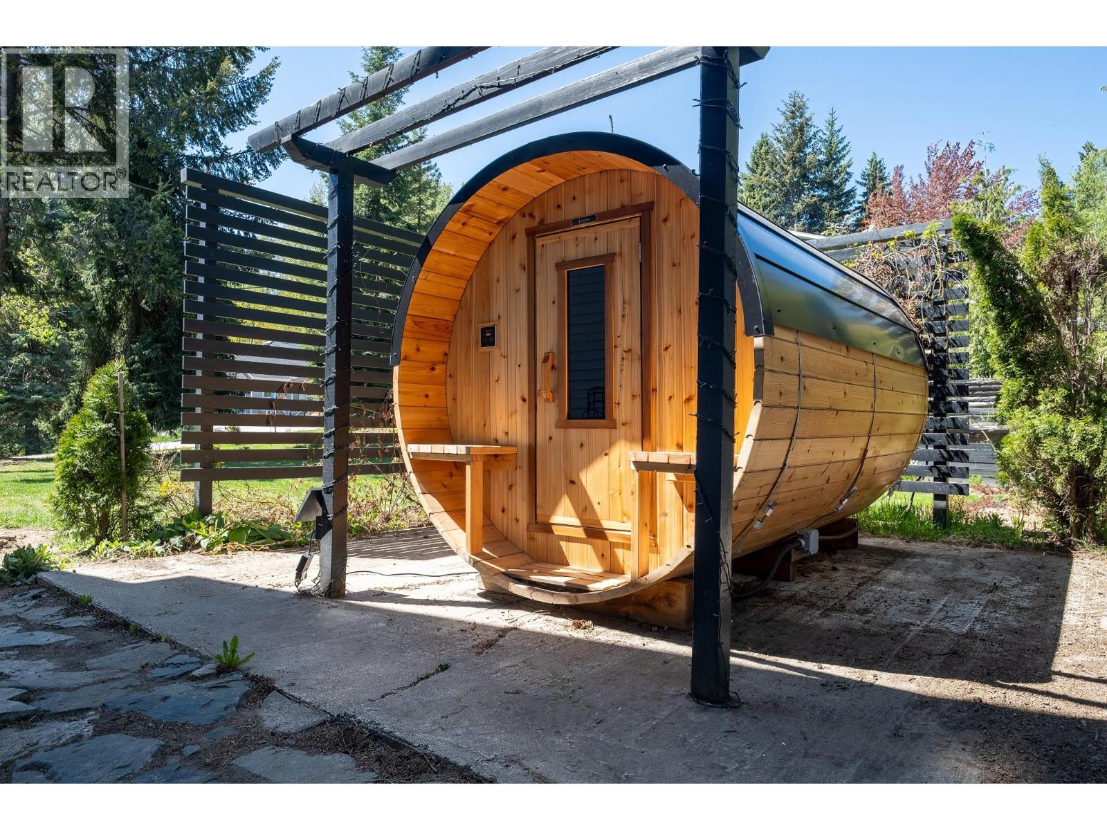 1345 Spokane Street, Rossland