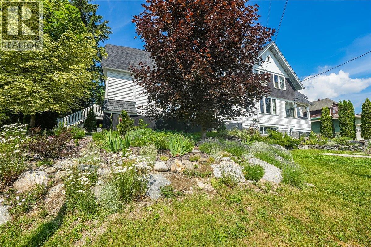 1345 Spokane Street, Rossland