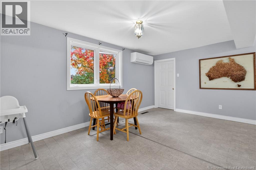 77 CARLETON STREET - 2