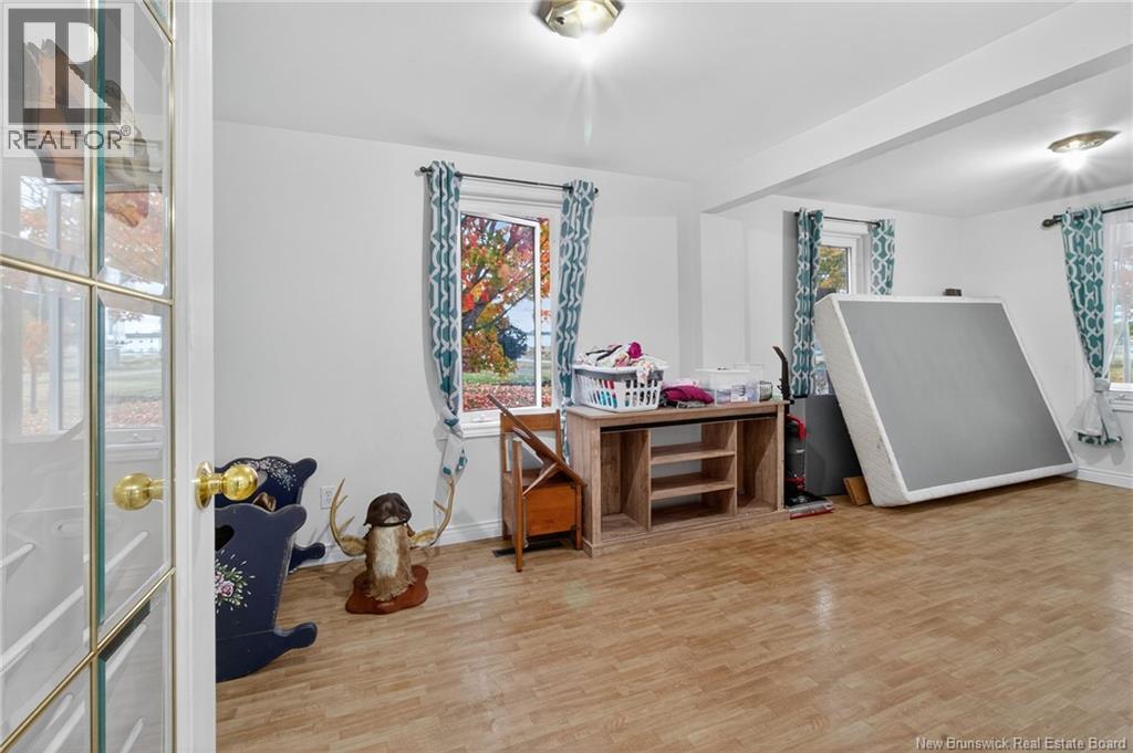 77 CARLETON STREET - 5
