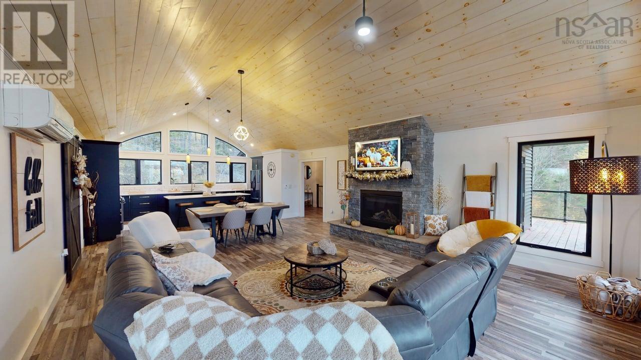 Property 9 of 33 of 20 Birds Eye View Lane