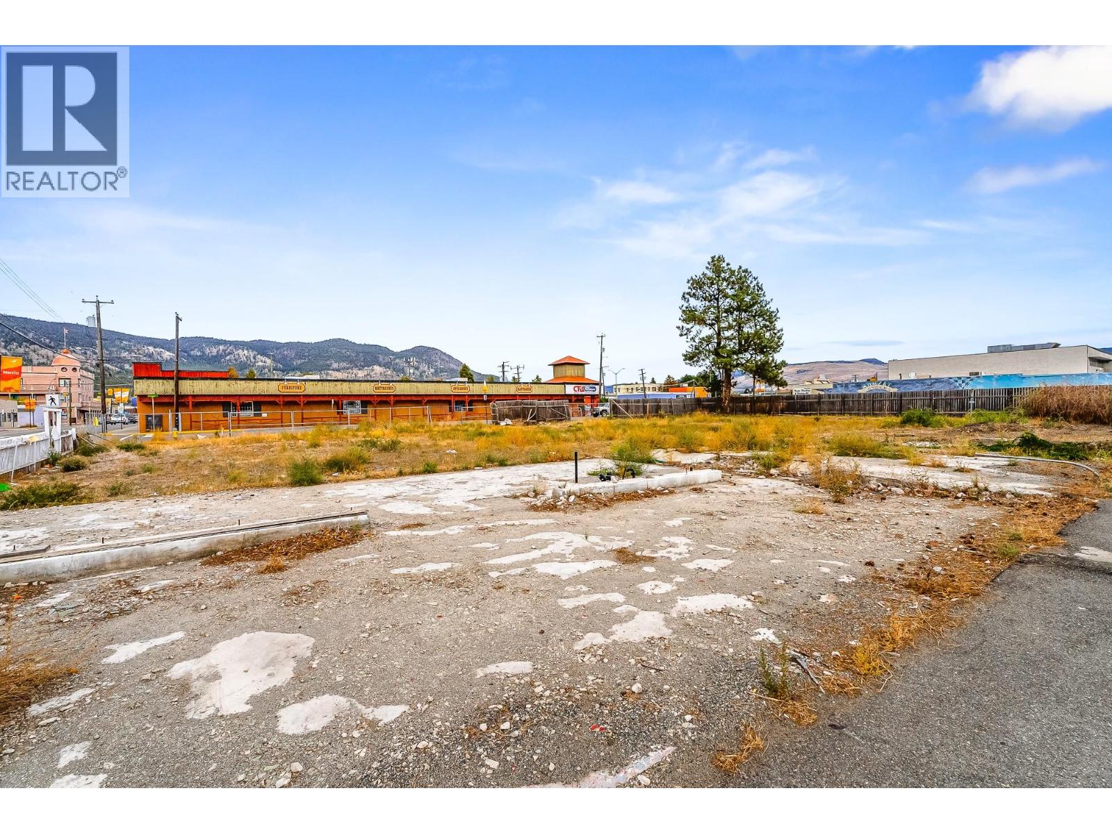 2038 Coutlee Avenue, Merritt