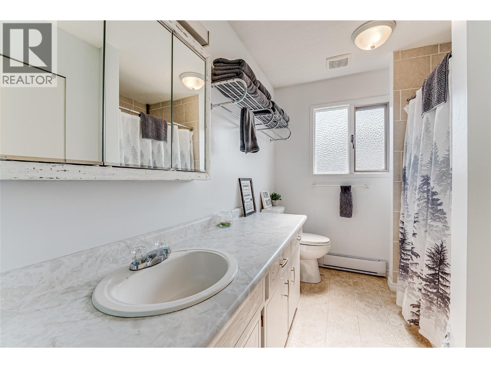  101 Crescent Drive, Enderby