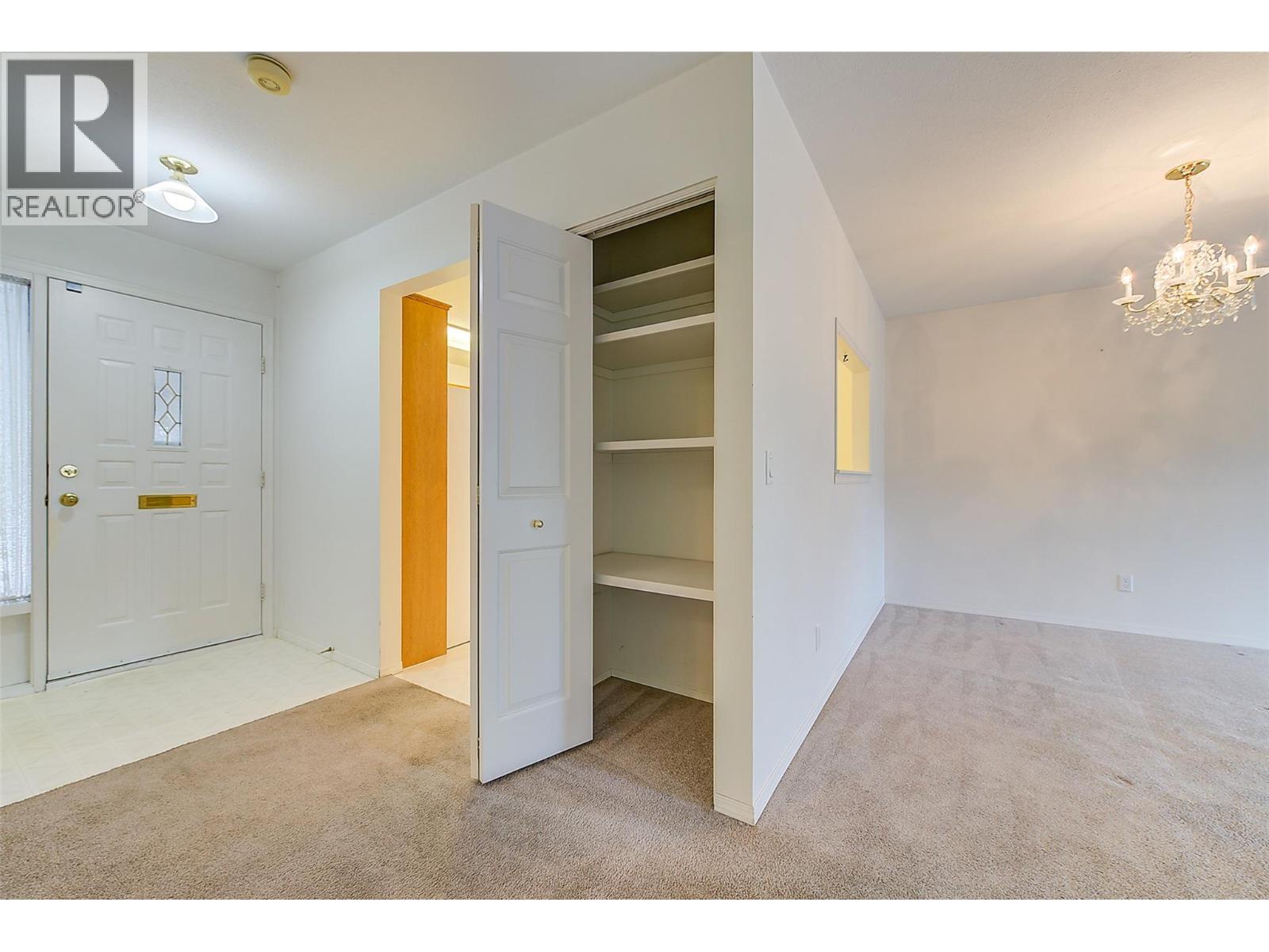 10 1209 Brookside Avenue, Kelowna