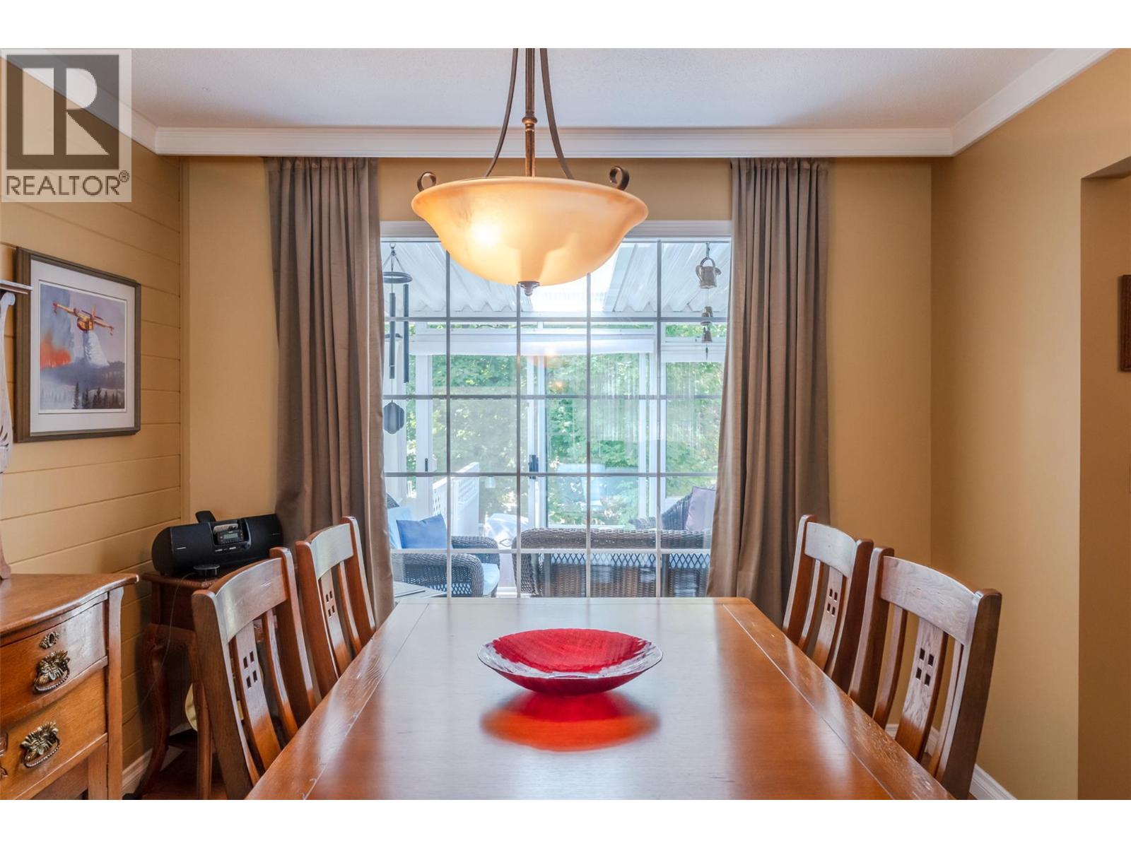  1598 Carmi Avenue, Penticton