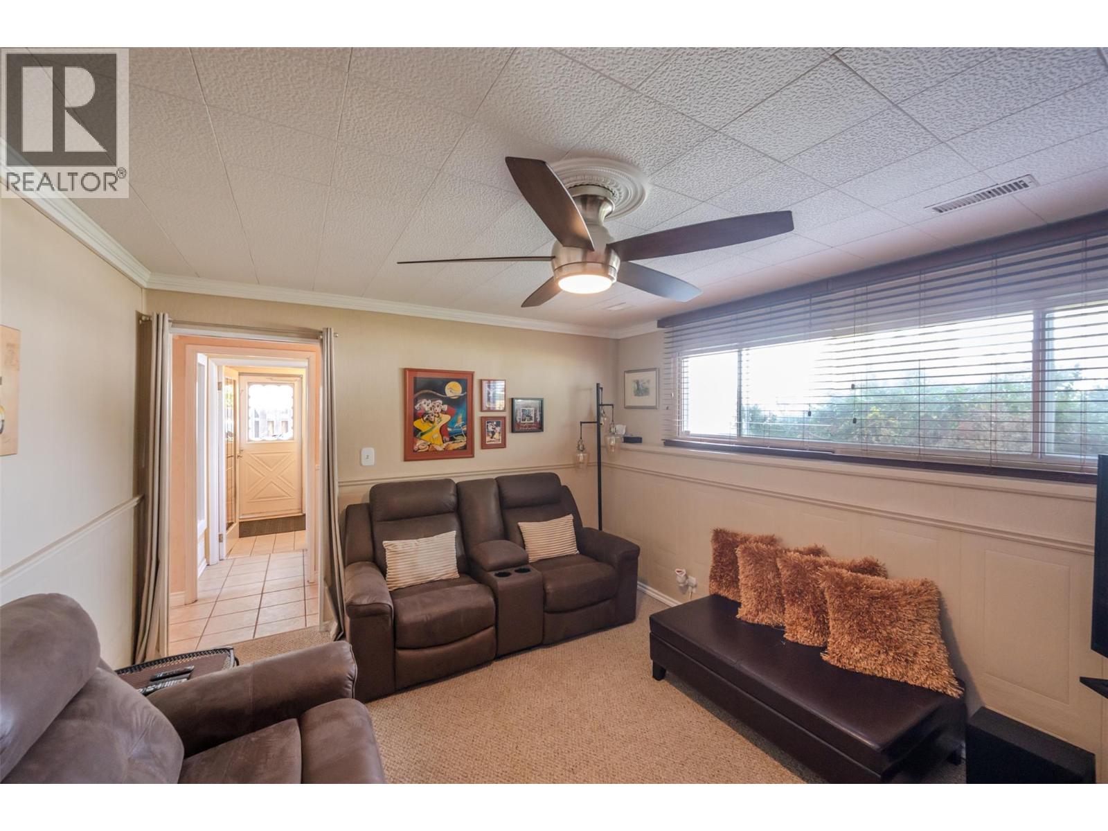  1598 Carmi Avenue, Penticton