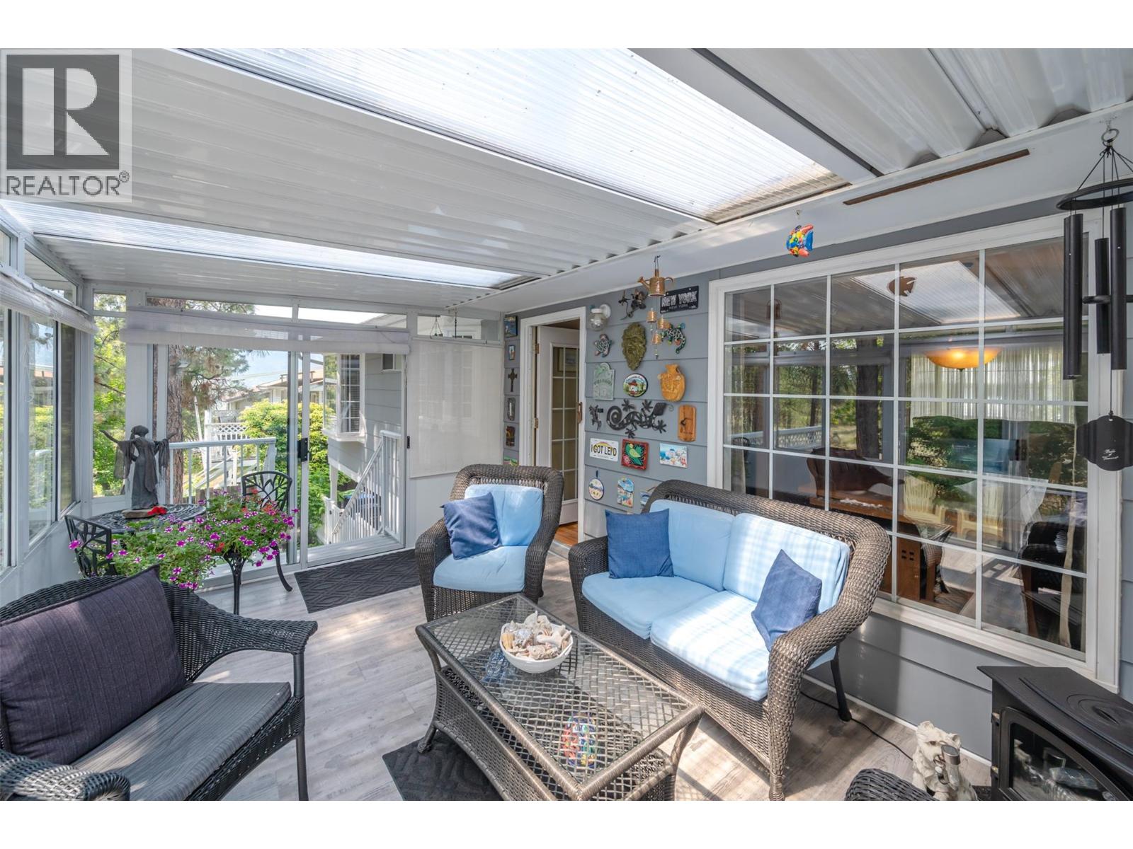  1598 Carmi Avenue, Penticton