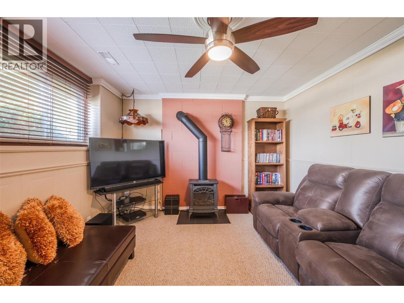  1598 Carmi Avenue, Penticton