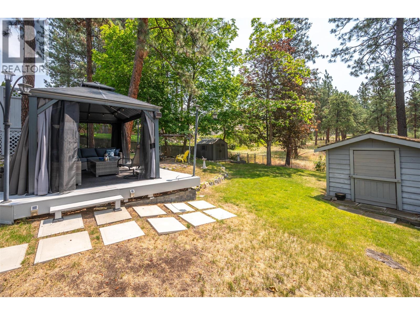  1598 Carmi Avenue, Penticton