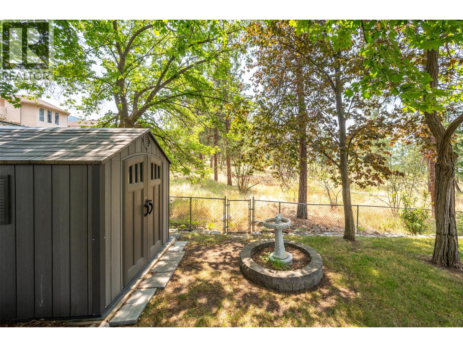  1598 Carmi Avenue, Penticton