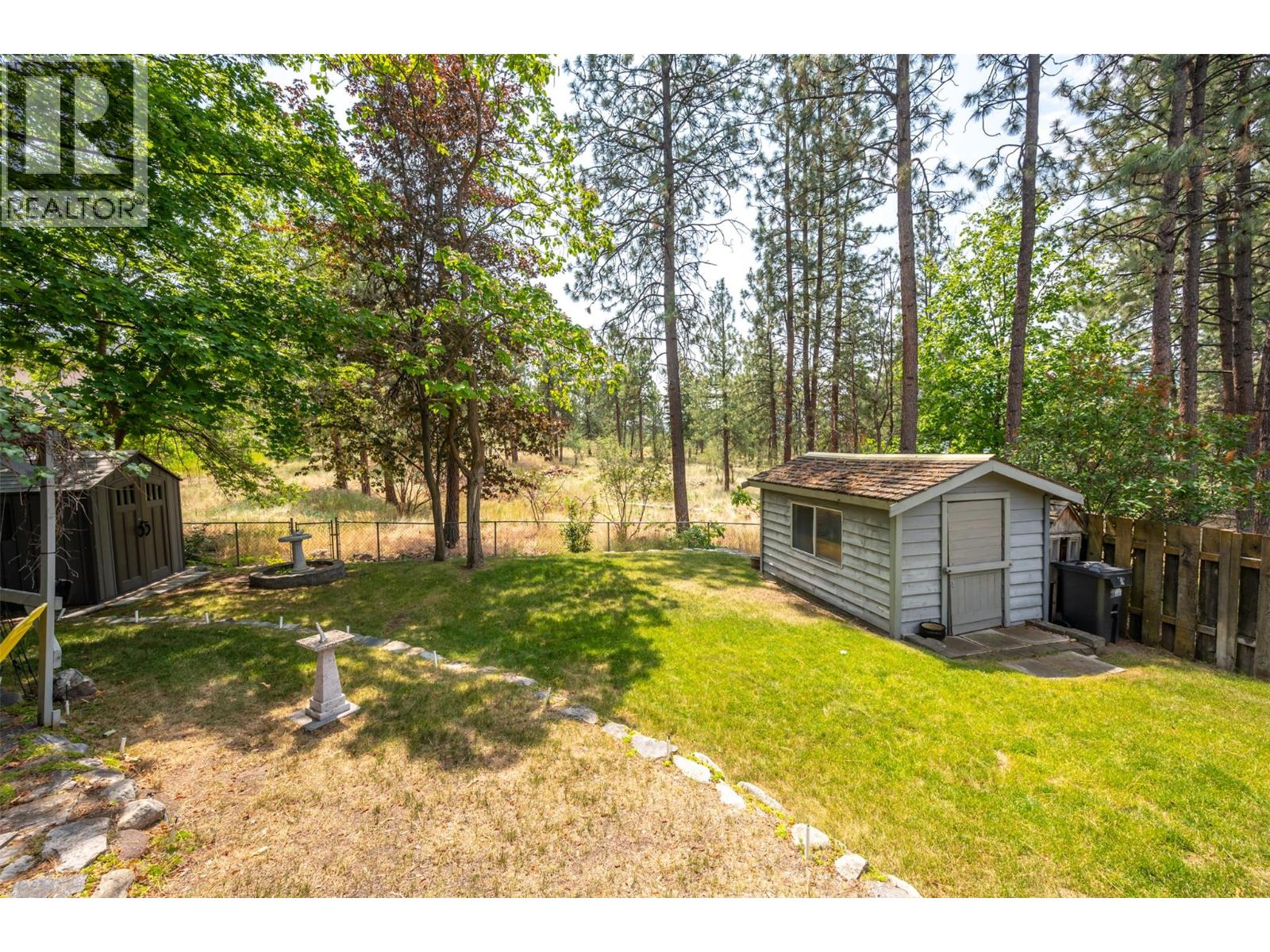  1598 Carmi Avenue, Penticton