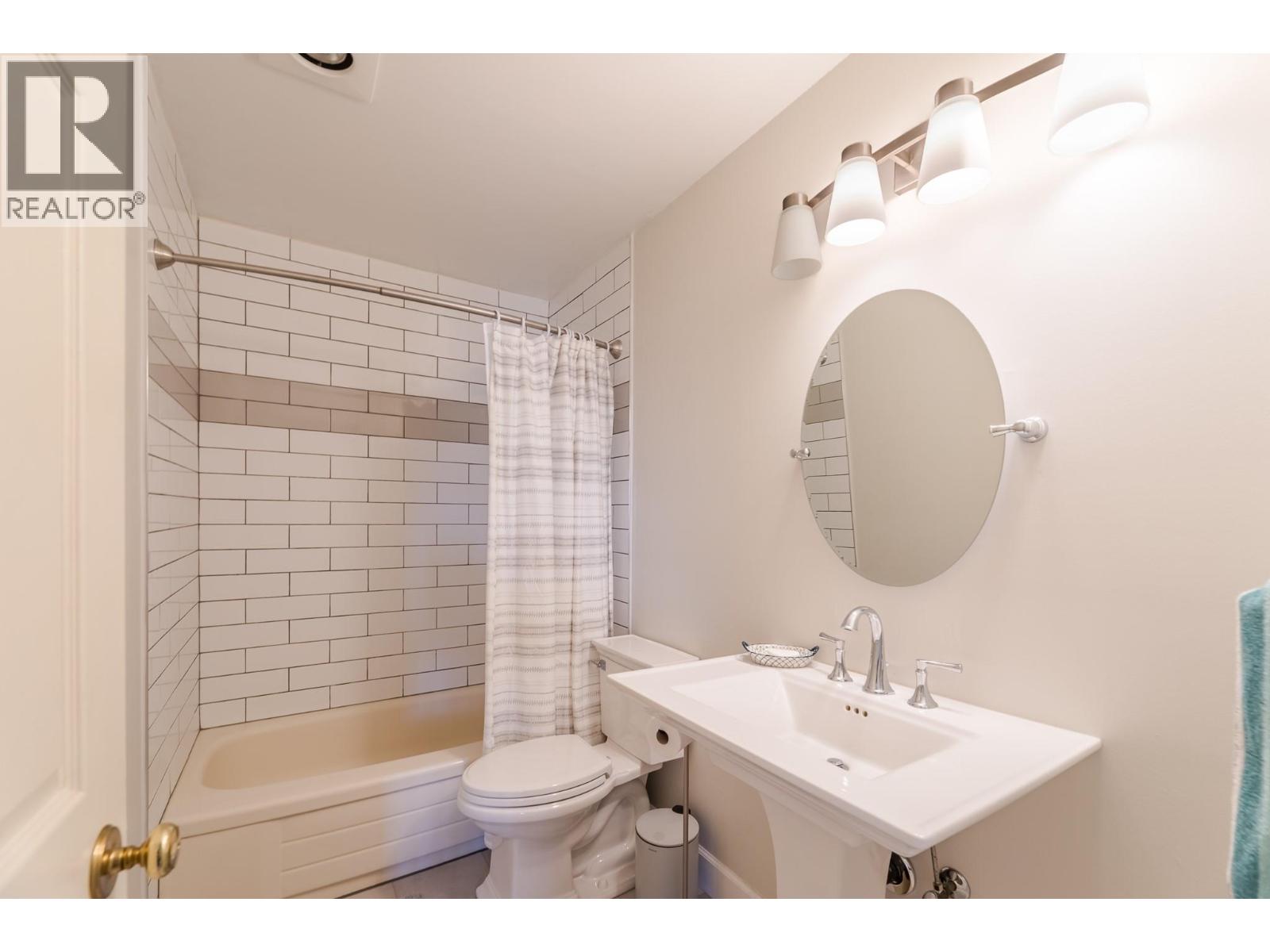 144 Sumac Ridge Drive Unit# 14, Summerland