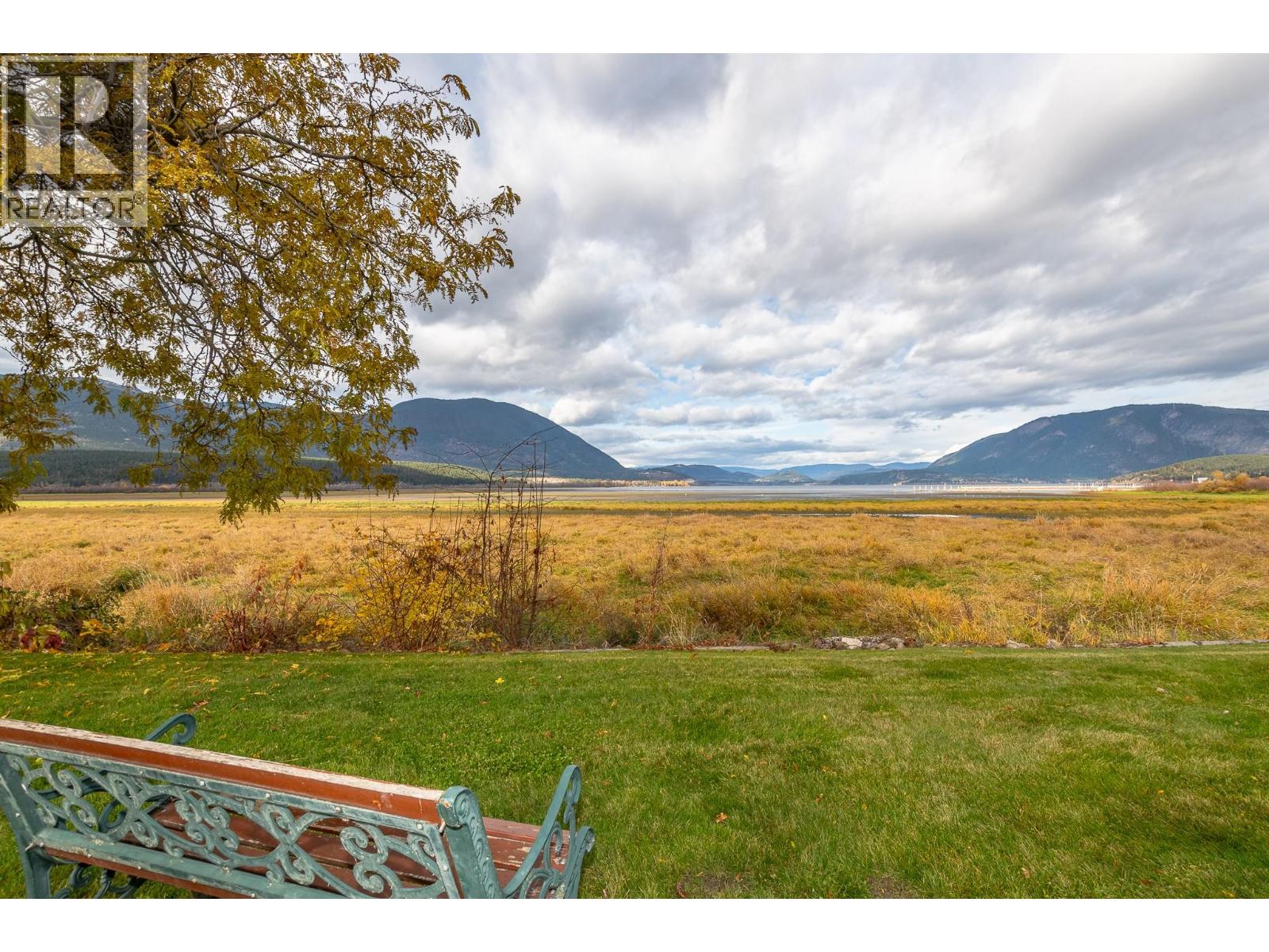 47 111 Harbourfront Drive Northwest, Salmon Arm