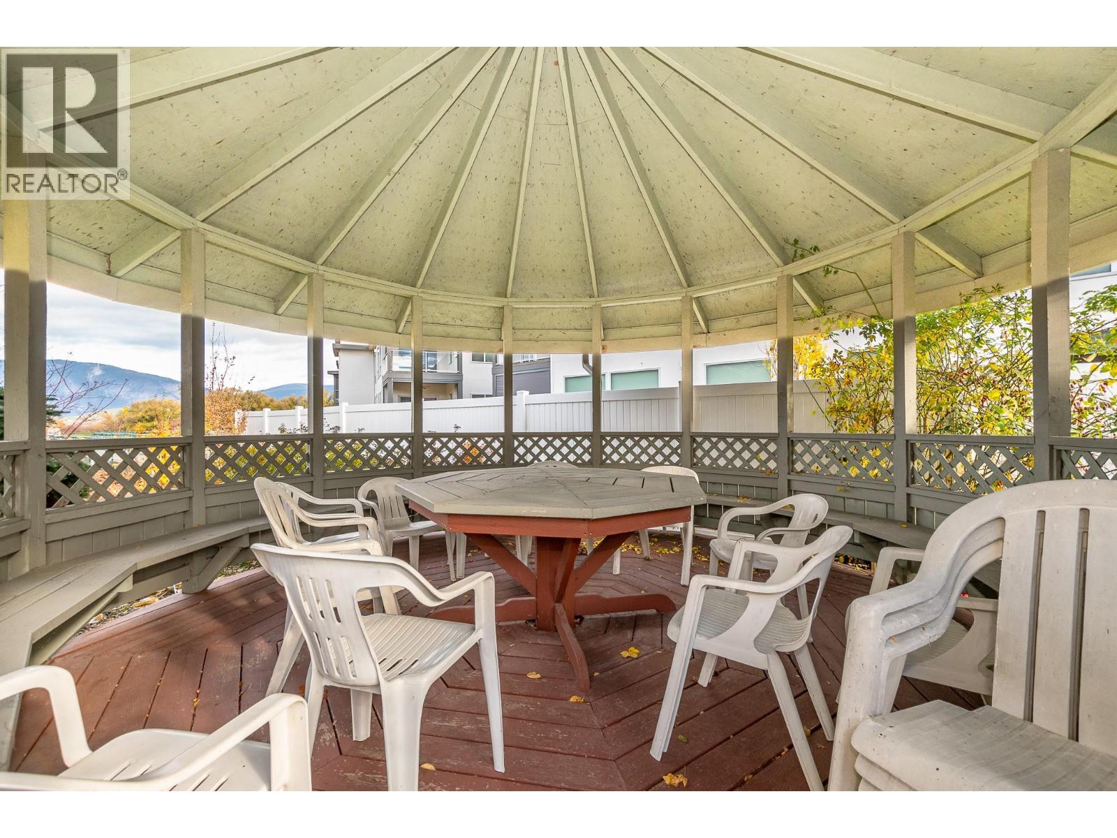 47 111 Harbourfront Drive Northwest, Salmon Arm