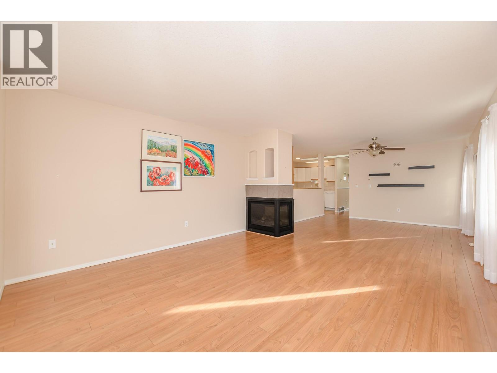 47 111 Harbourfront Drive Northwest, Salmon Arm