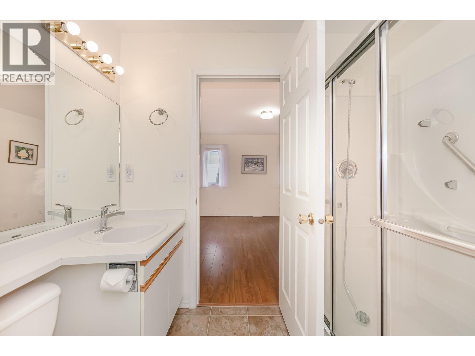 47 111 Harbourfront Drive Northwest, Salmon Arm