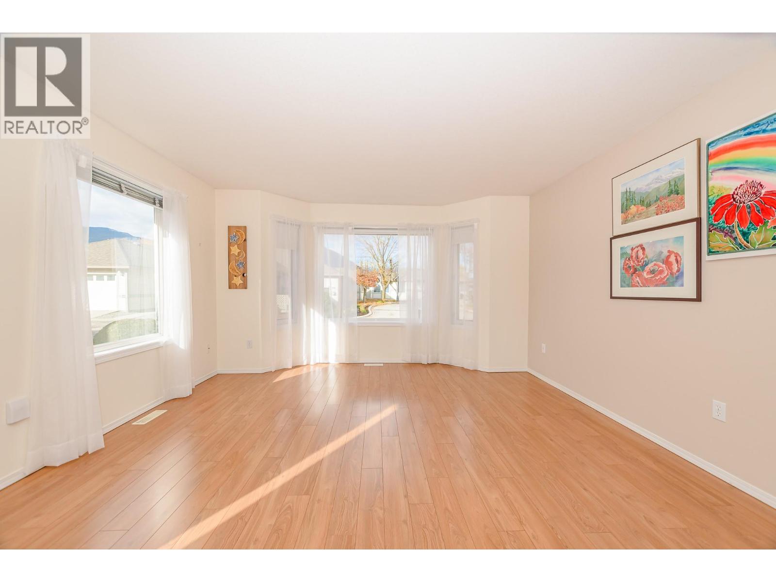 47 111 Harbourfront Drive Northwest, Salmon Arm