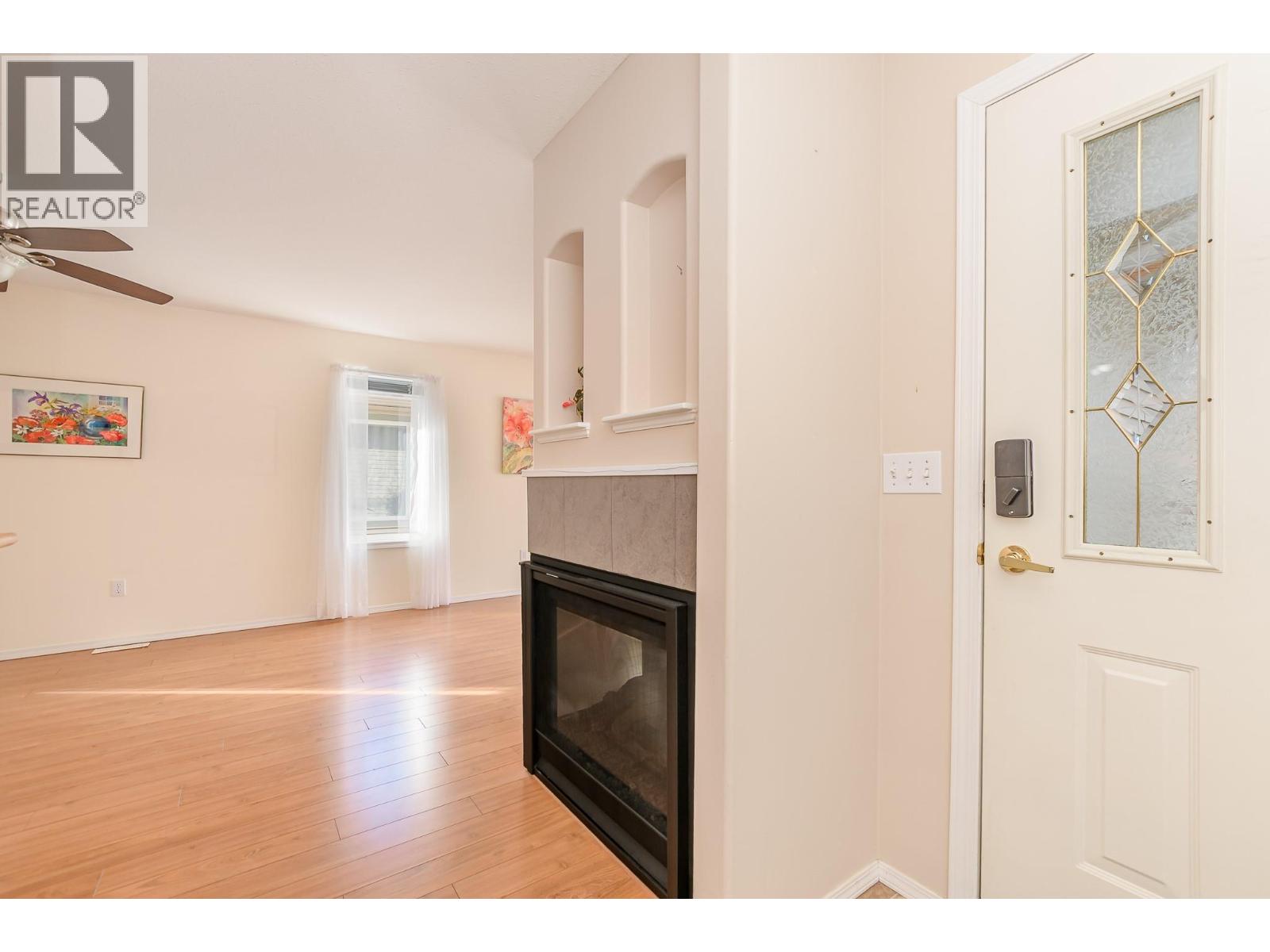 47 111 Harbourfront Drive Northwest, Salmon Arm