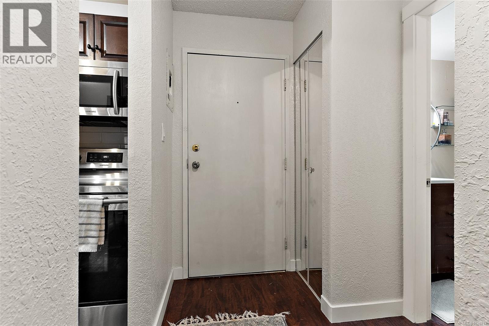 104 2610 Graham Street, Victoria