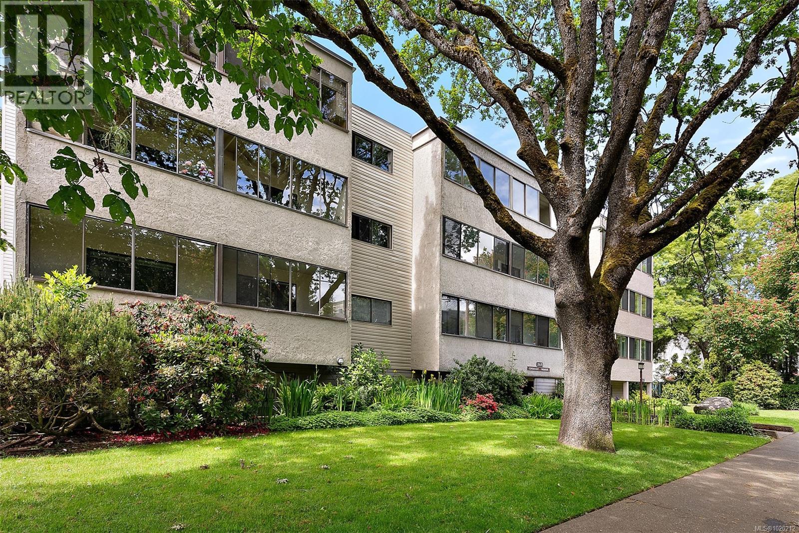 104 2610 Graham Street, Victoria