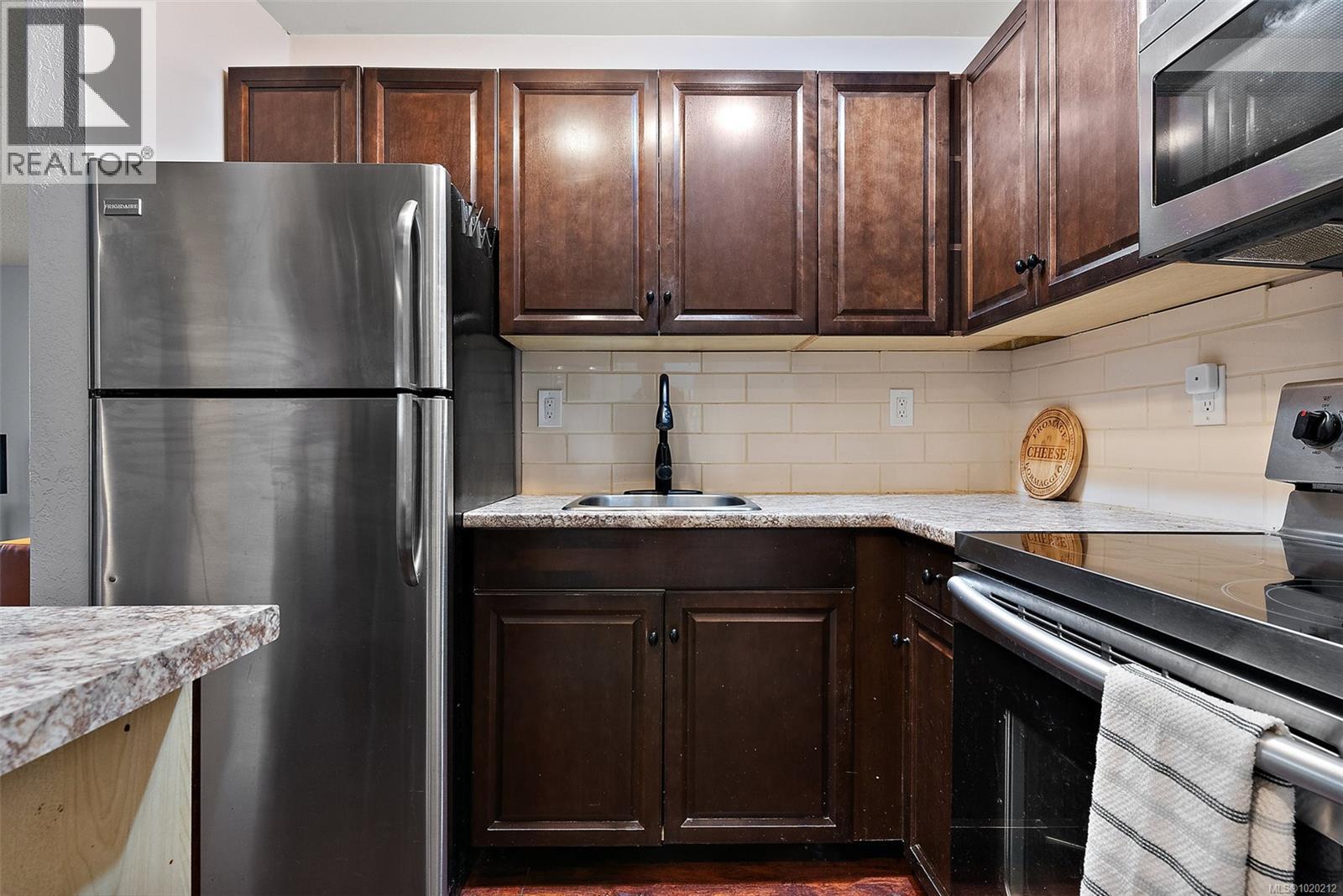 104 2610 Graham Street, Victoria