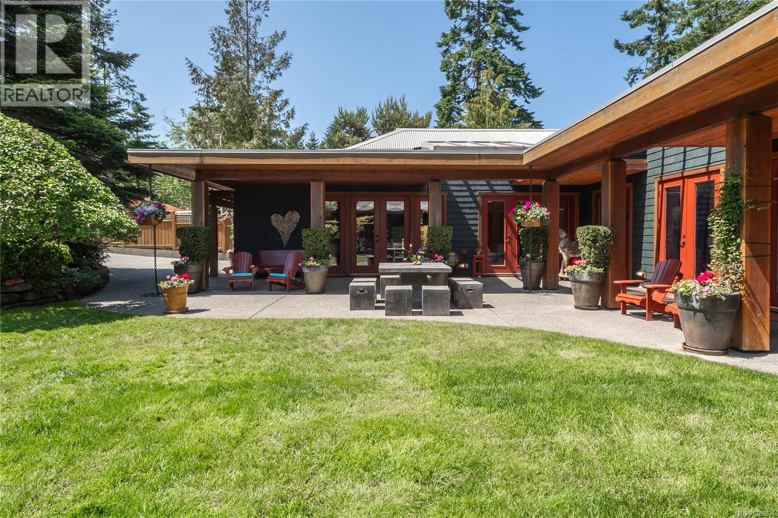 1664 Queequeg Trnabt, Gabriola Island