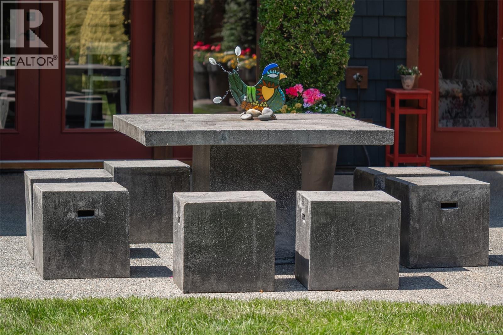 1664 Queequeg Trnabt, Gabriola Island