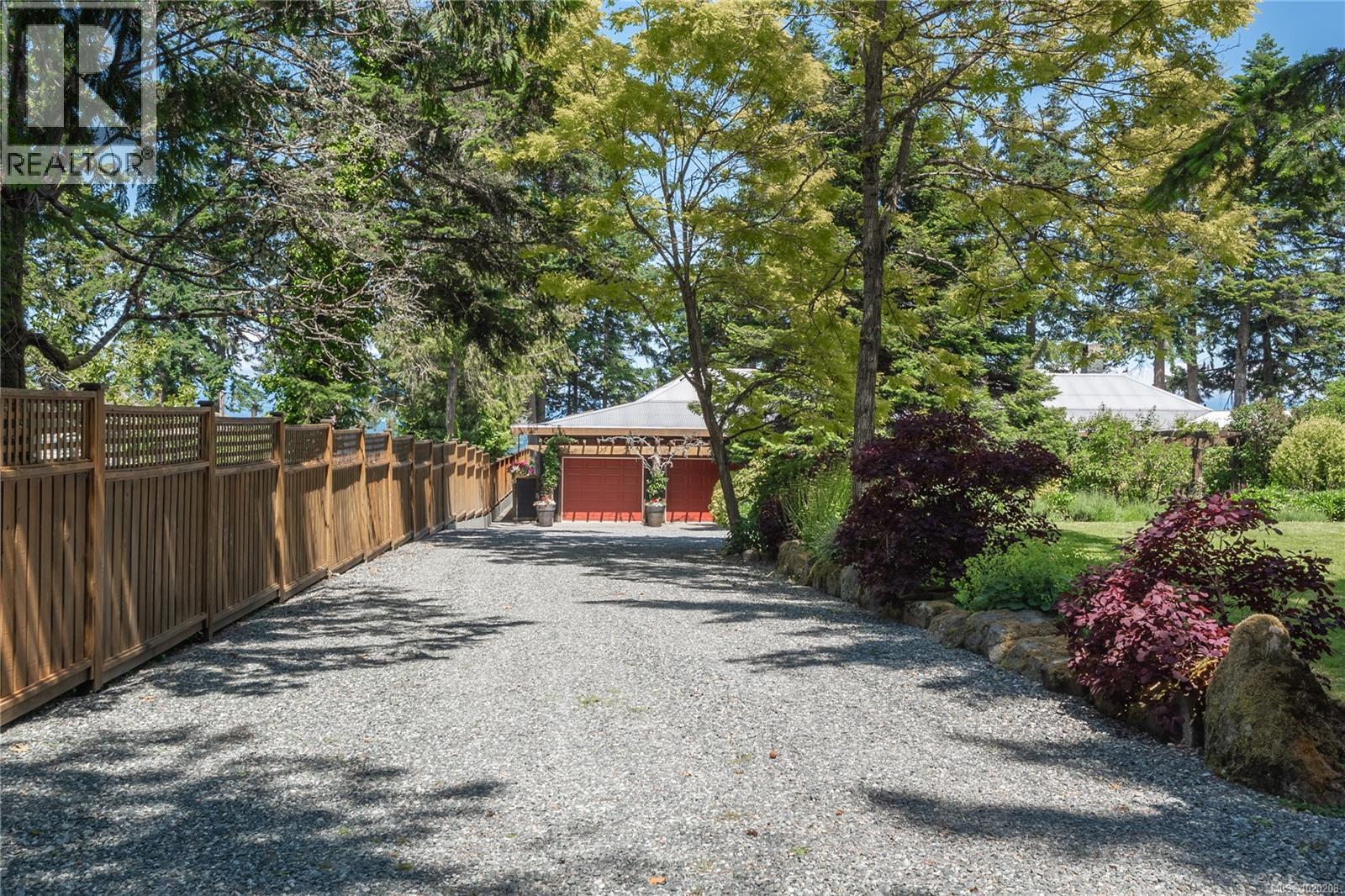 1664 Queequeg Trnabt, Gabriola Island