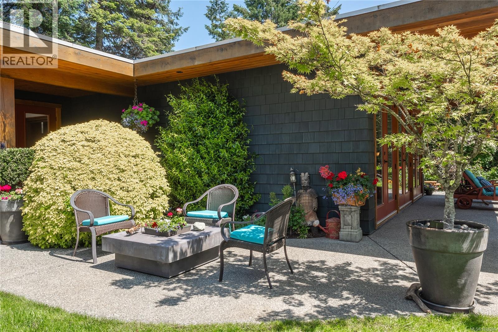 1664 Queequeg Trnabt, Gabriola Island