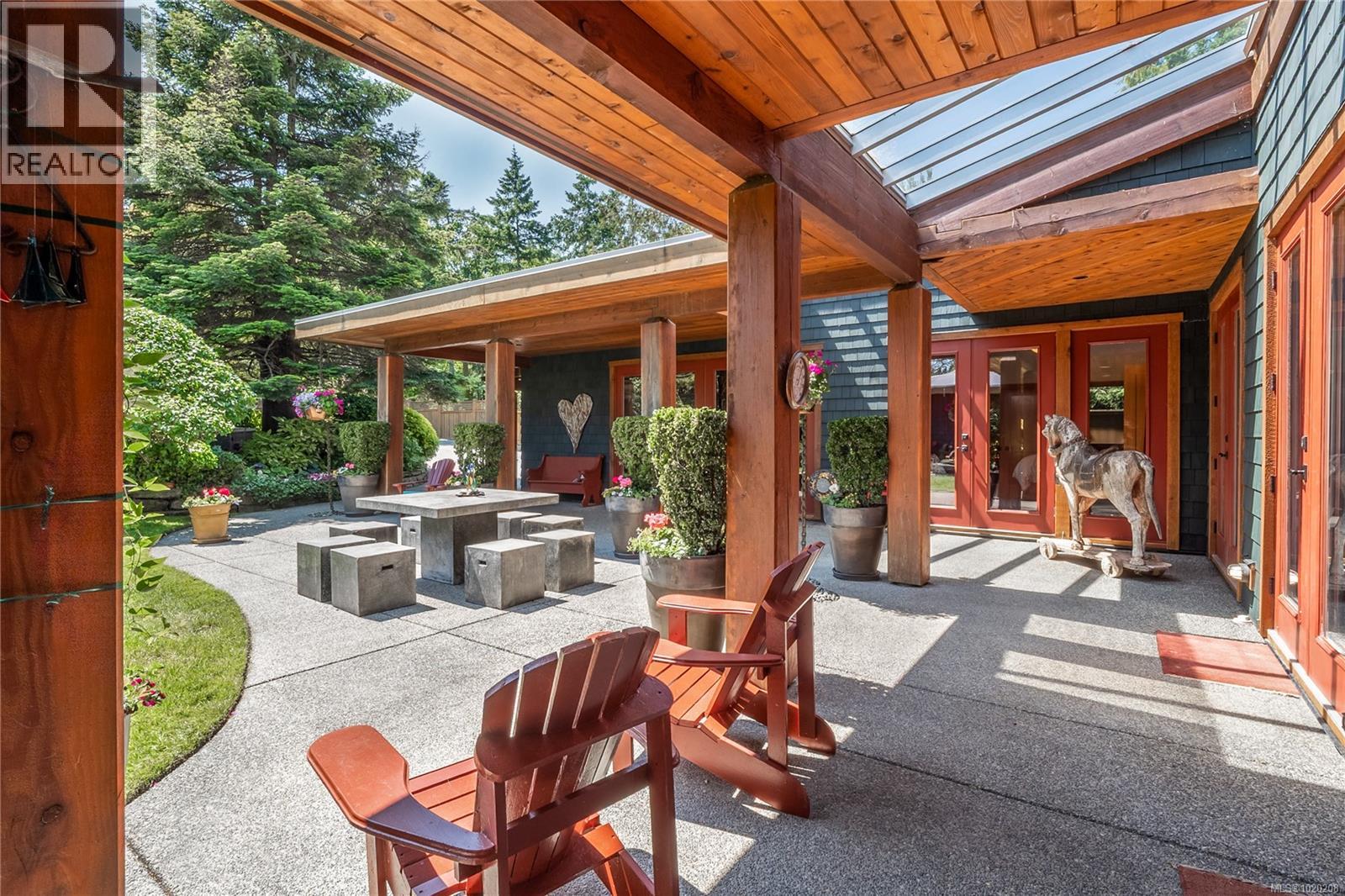 1664 Queequeg Trnabt, Gabriola Island