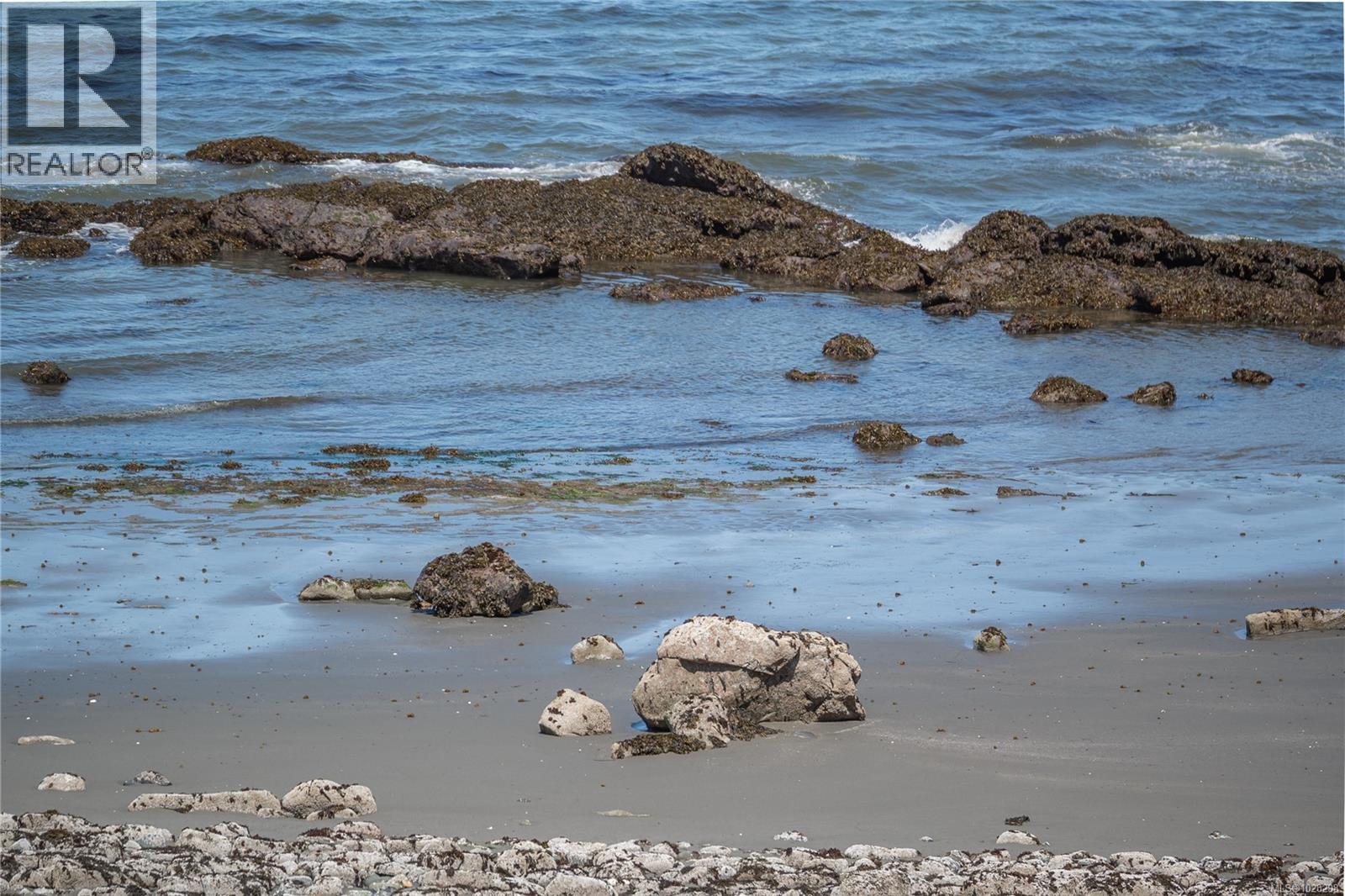 1664 Queequeg Trnabt, Gabriola Island