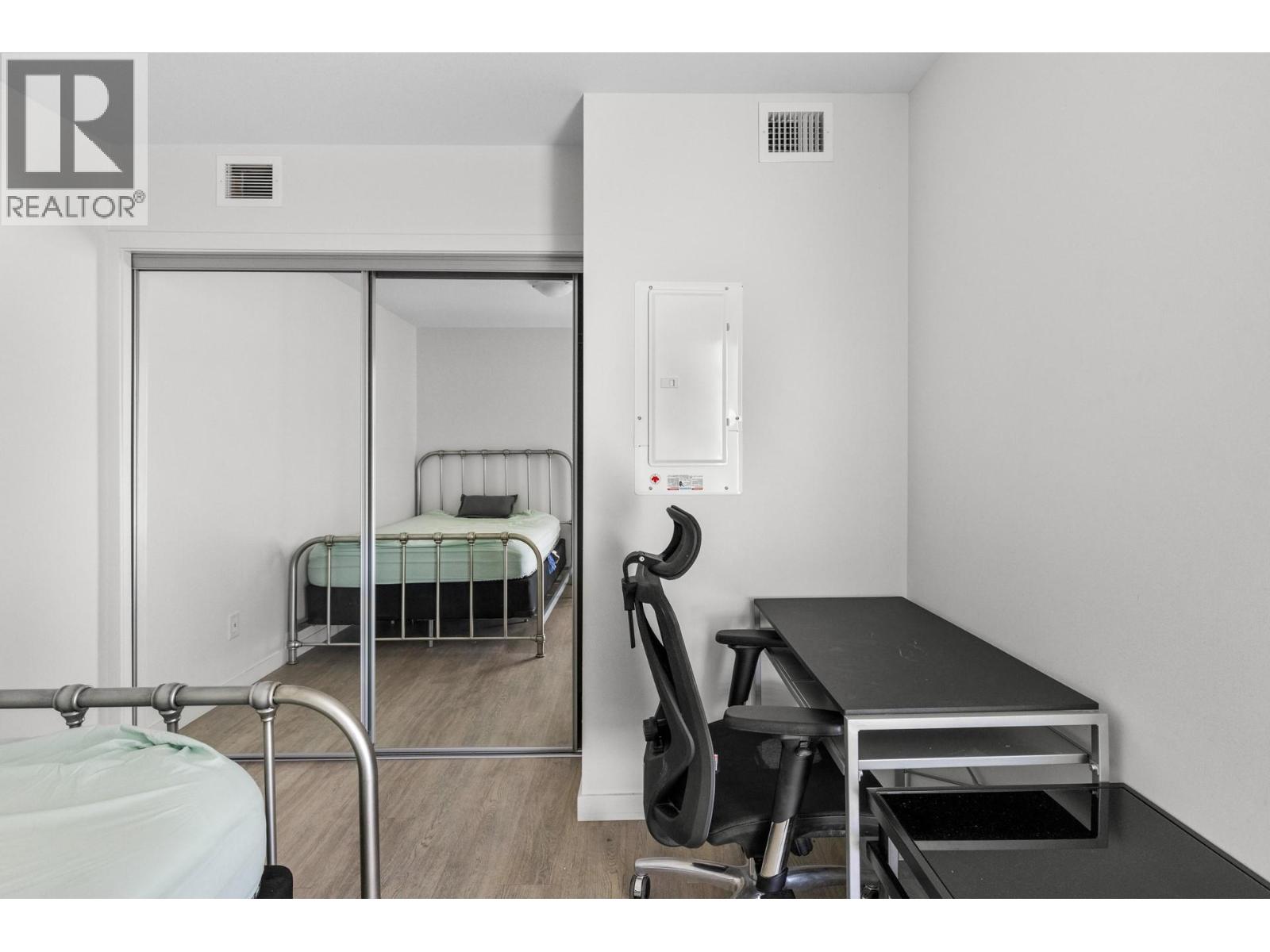 105 695 Academy Way, Kelowna