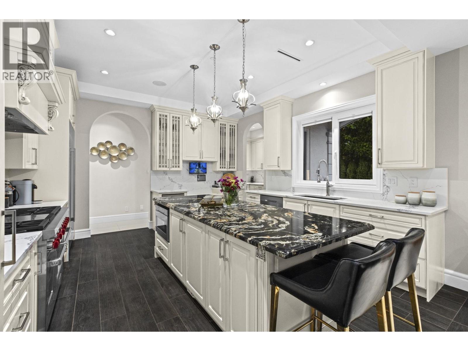 1198 OTTABURN ROAD, West Vancouver