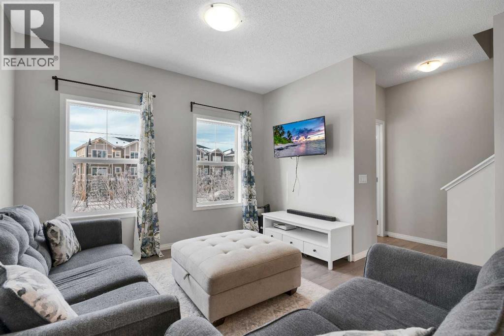 140 Sundown Road, Cochrane