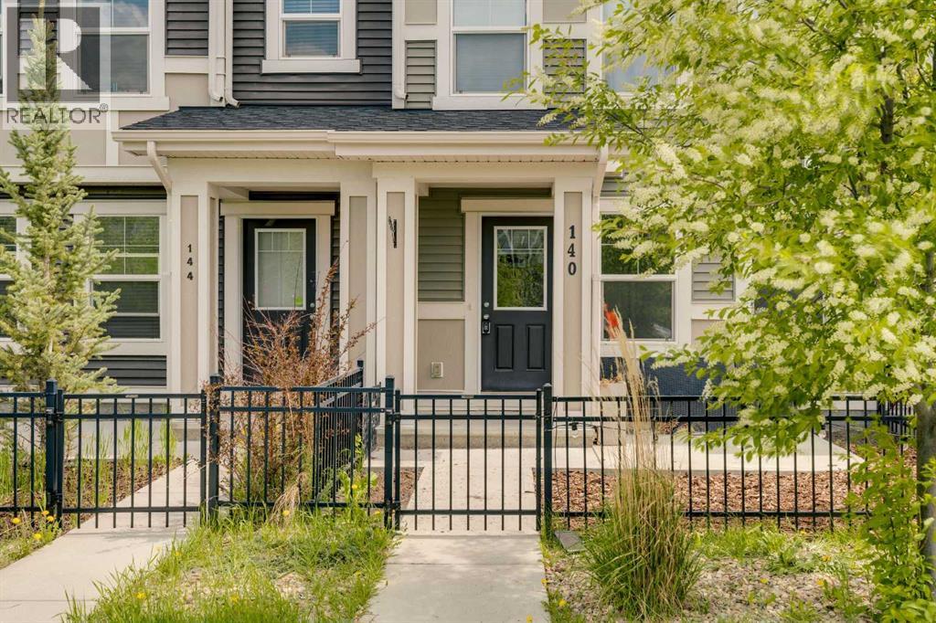 140 Sundown Road, Cochrane